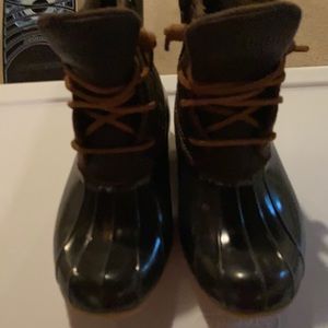 Smoke free home hardly worn brown on brown sperry rain boot